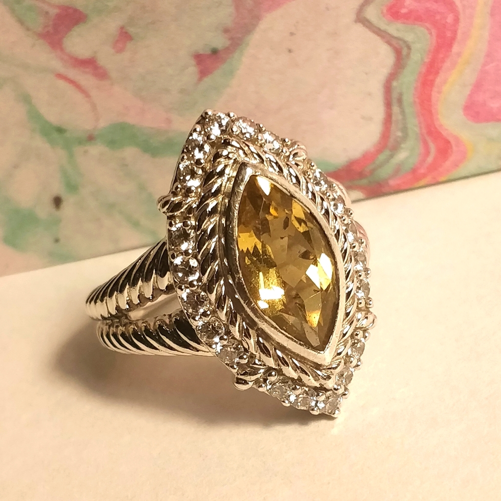 Judith Ripka Ring Green Marquise Silver